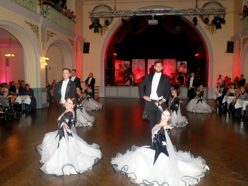 Abschlussball TS Swing Helmbrechts Pinacolada 19.11.22 BG – Foto 122