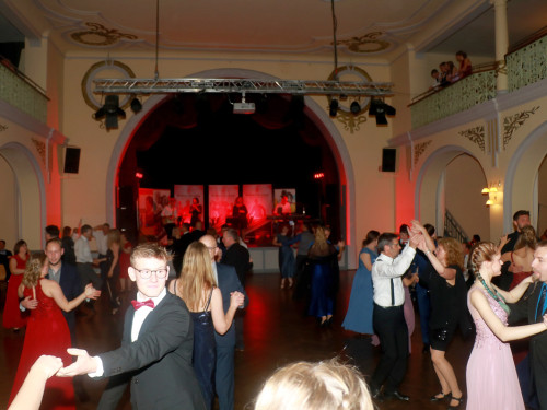 Abschlussball TS Swing Helmbrechts Pinacolada 19.11.22 BG – Foto 175