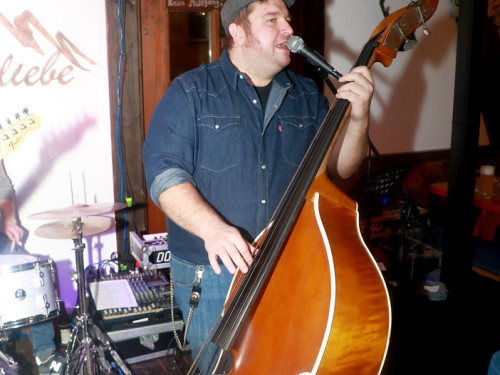 Gery and the Johnboys 19.11.22 Ski Hütte – Foto 8