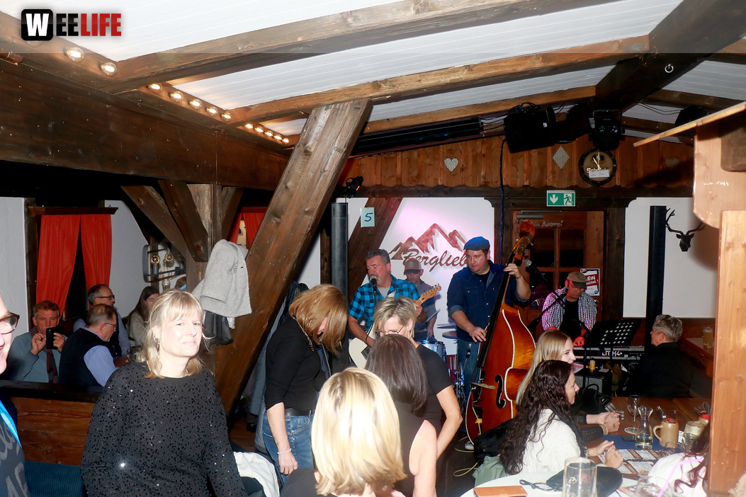 Gery and the Johnboys 19.11.22 Ski Hütte