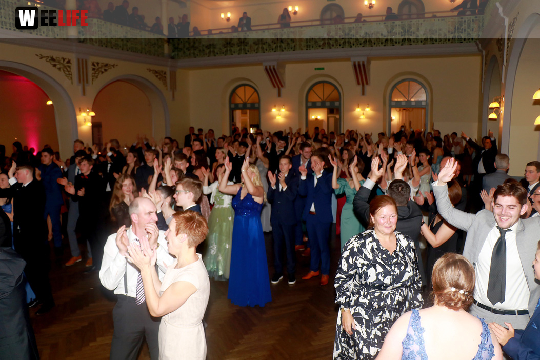 Abschlussball TS Swing Schiller Gymnasium Waldorfschule Wirtschaftsschule mit Pinacolada