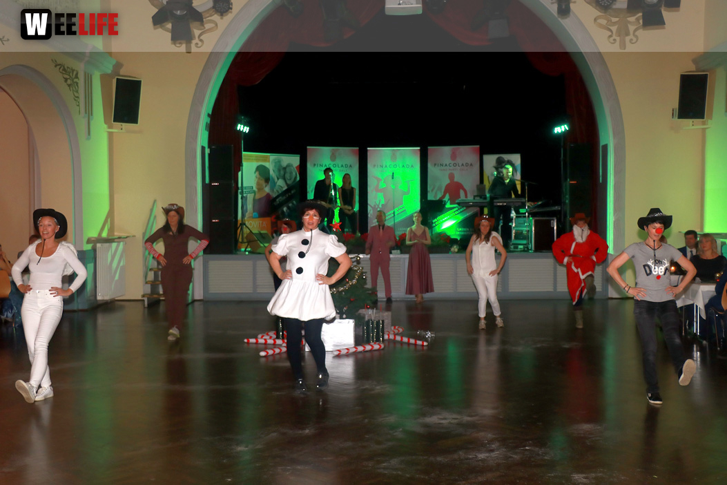 Abschlussball TS Swing Schiller Gymnasium Waldorfschule Wirtschaftsschule mit Pinacolada