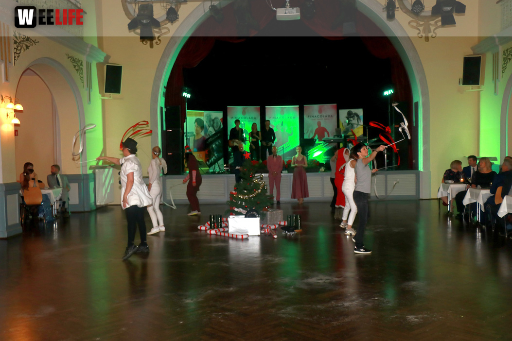 Abschlussball TS Swing Schiller Gymnasium Waldorfschule Wirtschaftsschule mit Pinacolada