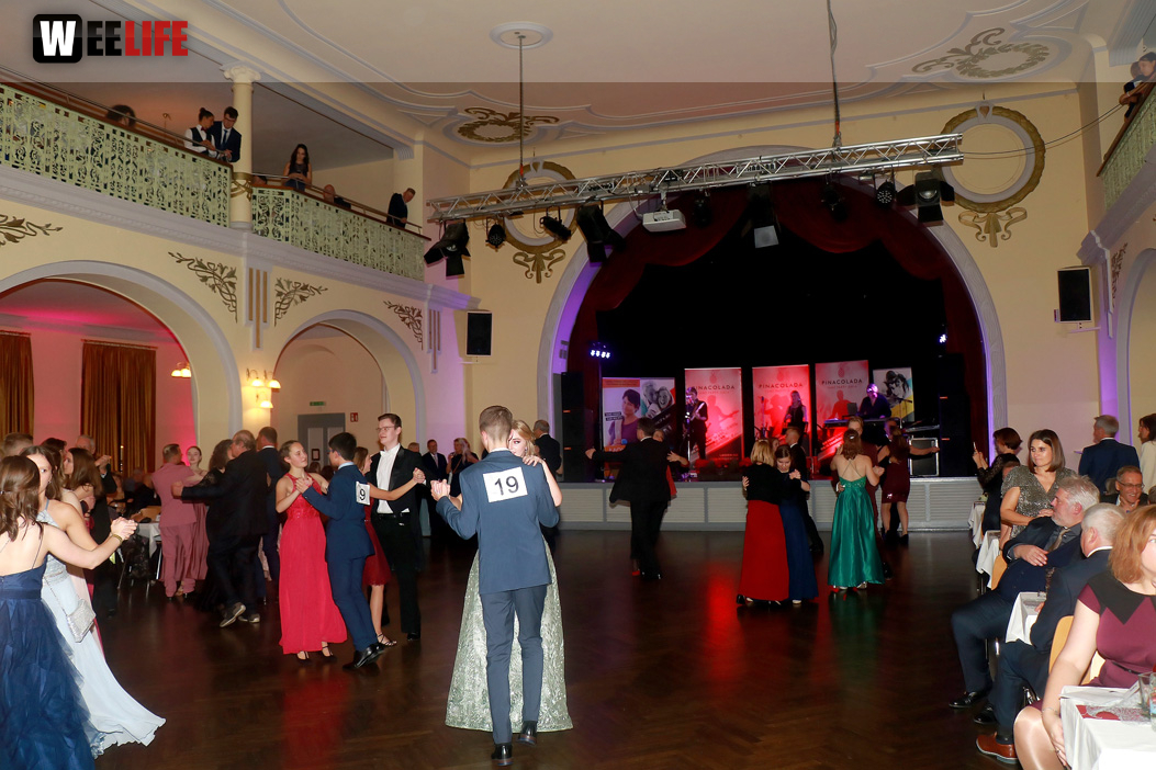 Abschlussball TS Swing Schiller Gymnasium Waldorfschule Wirtschaftsschule mit Pinacolada
