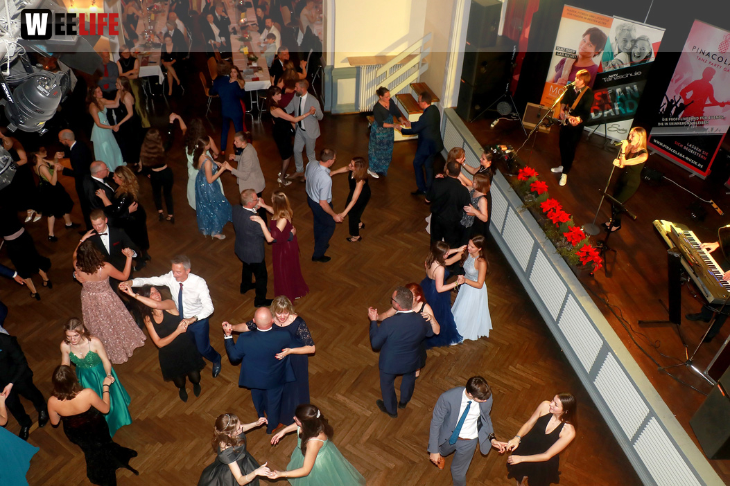 Abschlussball TS Swing Schiller Gymnasium Waldorfschule Wirtschaftsschule mit Pinacolada