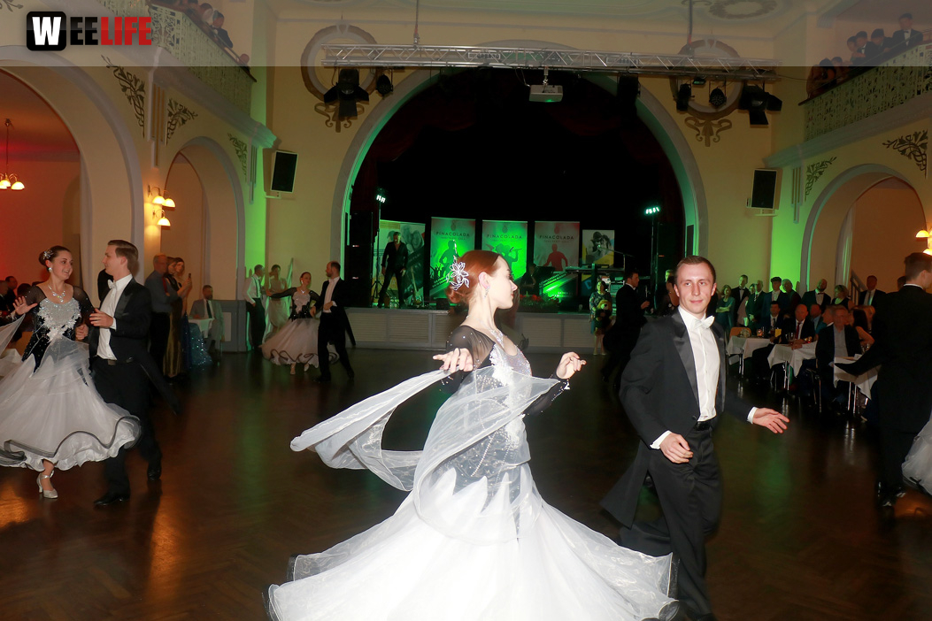 Abschlussball TS Swing Schiller Gymnasium Waldorfschule Wirtschaftsschule mit Pinacolada