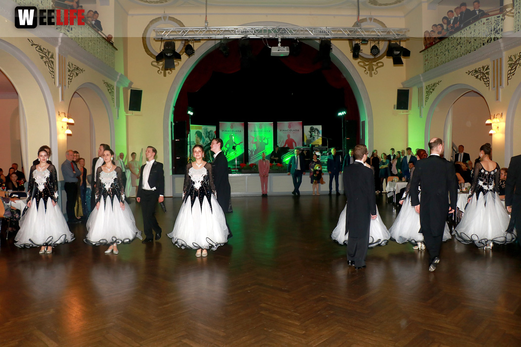 Abschlussball TS Swing Schiller Gymnasium Waldorfschule Wirtschaftsschule mit Pinacolada