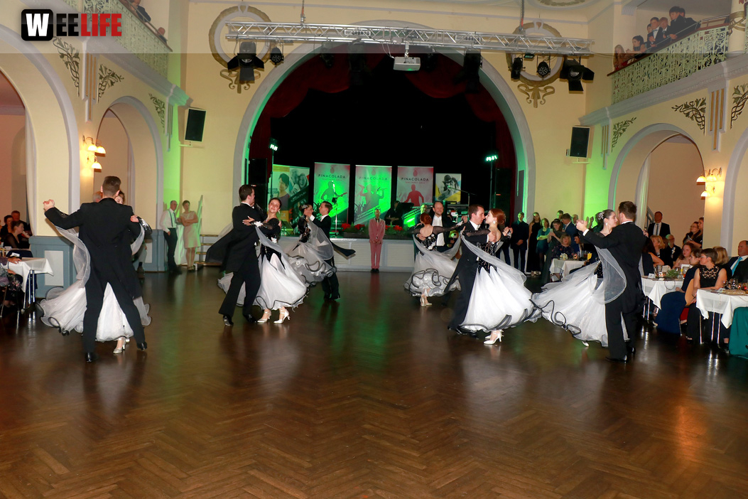 Abschlussball TS Swing Schiller Gymnasium Waldorfschule Wirtschaftsschule mit Pinacolada