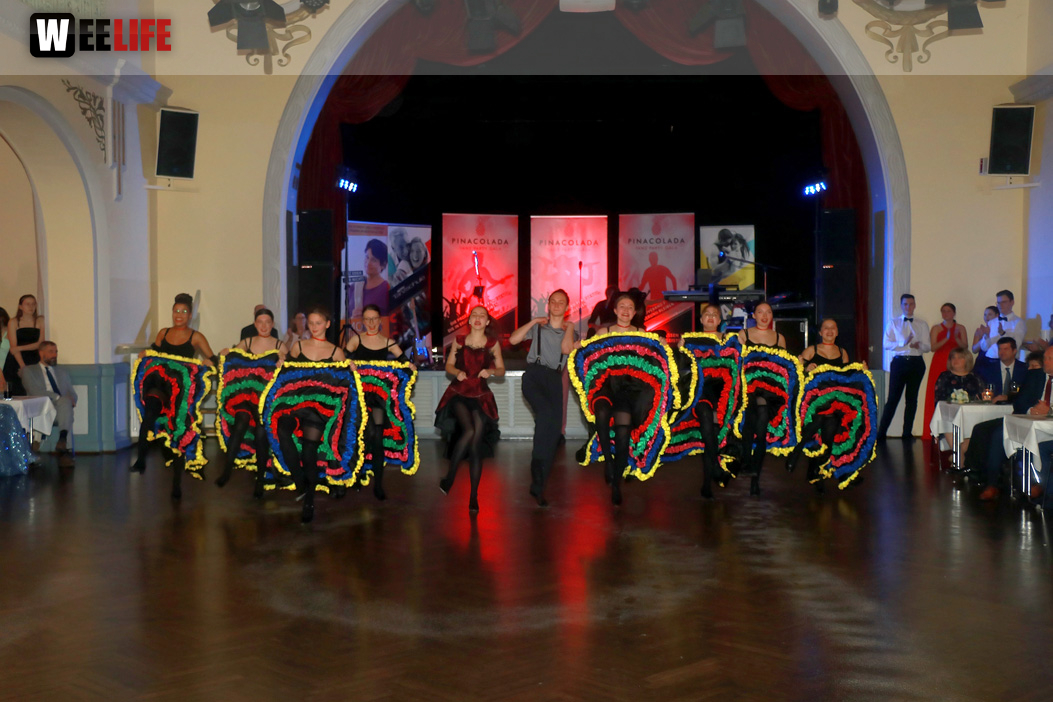 Abschlussball TS Swing Schiller Gymnasium Waldorfschule Wirtschaftsschule mit Pinacolada