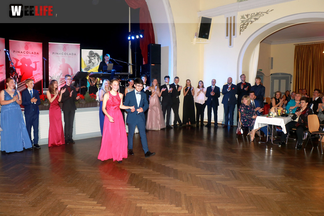 Abschlussball TS Swing Schiller Gymnasium Waldorfschule Wirtschaftsschule mit Pinacolada