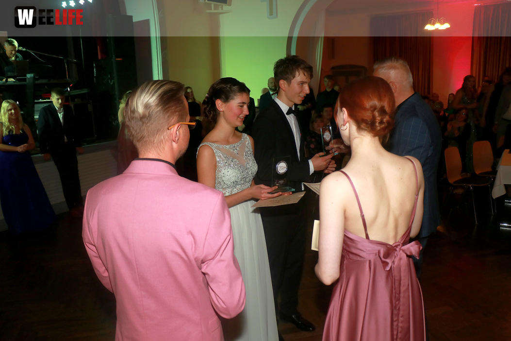 Abschlussball TS Swing Schiller Gymnasium Waldorfschule Wirtschaftsschule mit Pinacolada