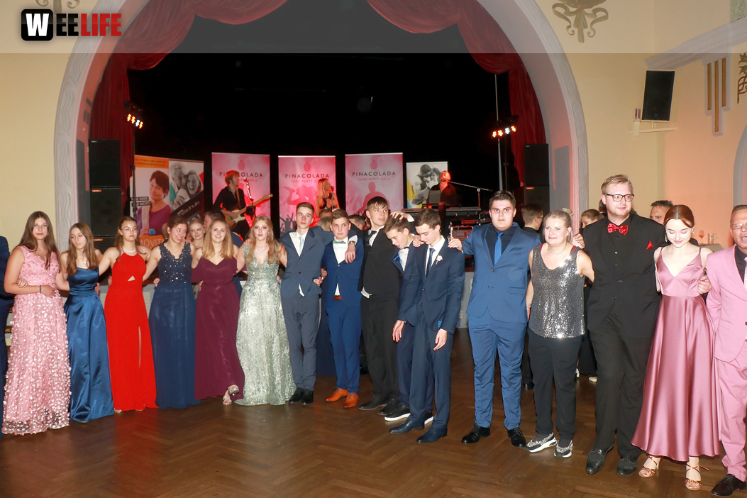 Abschlussball TS Swing Schiller Gymnasium Waldorfschule Wirtschaftsschule mit Pinacolada