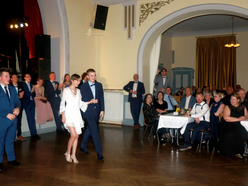 Abschlussball TS Swing Jean Paul JCR Gymansium mit Pinacolada 26.11.22 – Foto 256