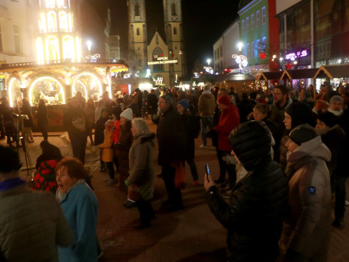 Hofer Weihnachtsmarkt mit Christine Set The Scene Sonntag 27.11.22 – Foto 25