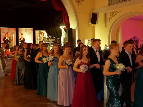 Abschlussball Gymnasium Münchberg TS Swing 3.12.22 – Foto 2