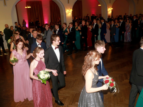 Abschlussball Gymnasium Münchberg TS Swing 3.12.22 – Foto 46