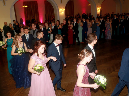 Abschlussball Gymnasium Münchberg TS Swing 3.12.22 – Foto 47