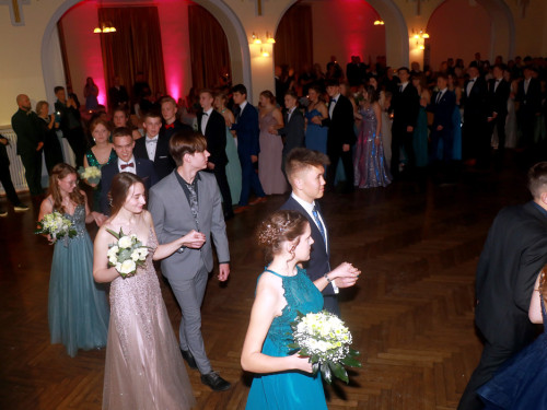 Abschlussball Gymnasium Münchberg TS Swing 3.12.22 – Foto 49