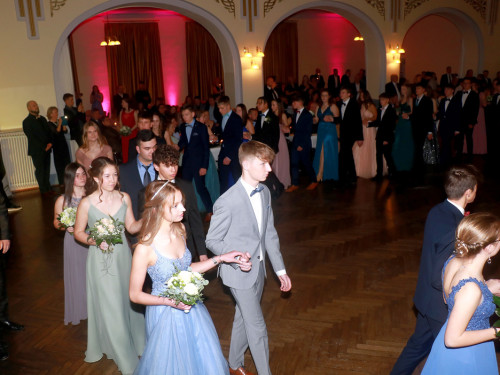 Abschlussball Gymnasium Münchberg TS Swing 3.12.22 – Foto 67