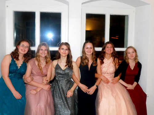 Abschlussball Gymnasium Münchberg TS Swing 3.12.22 – Foto 119
