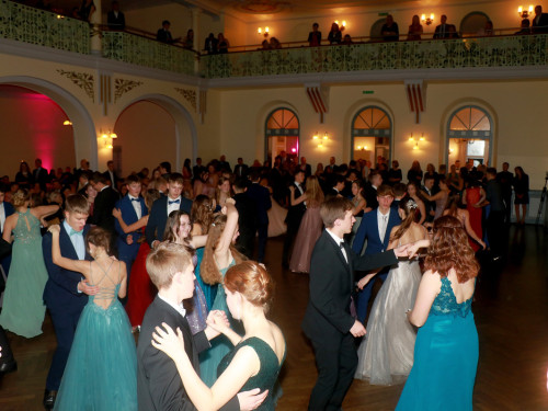 Abschlussball Gymnasium Münchberg TS Swing 3.12.22 – Foto 186