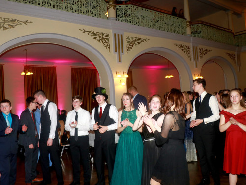 Abschlussball Gymnasium Münchberg TS Swing 3.12.22 – Foto 201