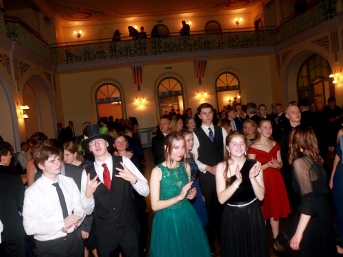 Abschlussball Gymnasium Münchberg TS Swing 3.12.22 – Foto 202