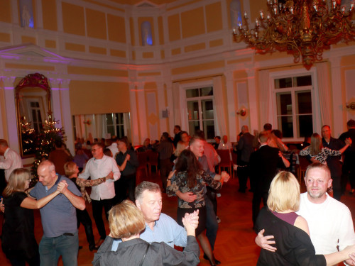 Feuerzangenbowle Sonntag TS Swing – Foto 9