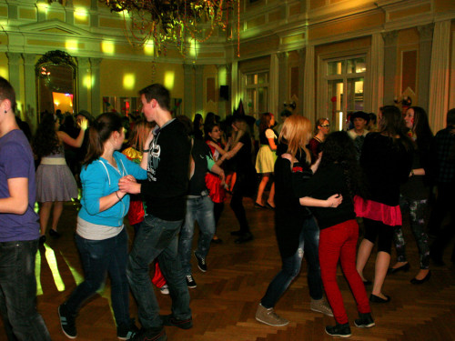 Tanzschule Swing XXL Faschingsdiscoparty Schüler  – Foto 45