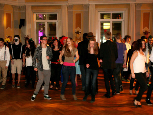 Tanzschule Swing XXL Faschingsdiscoparty Schüler  – Foto 57