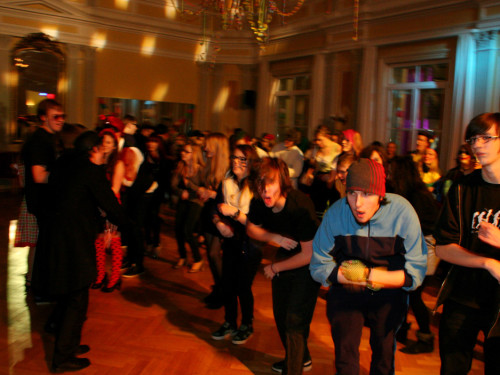 Tanzschule Swing XXL Faschingsdiscoparty Schüler  – Foto 60
