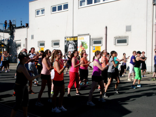 1. OpenAir Zumba Party Hofs – Foto 13