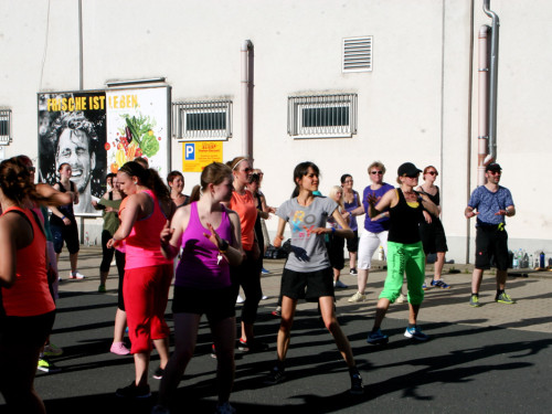 1. OpenAir Zumba Party Hofs – Foto 14