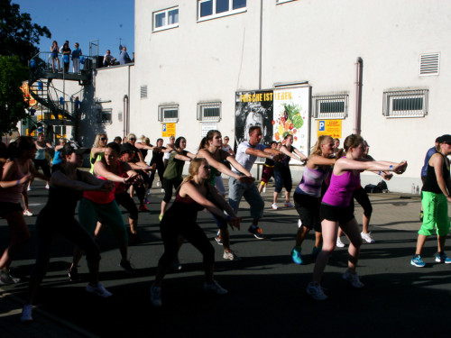 1. OpenAir Zumba Party Hofs – Foto 54