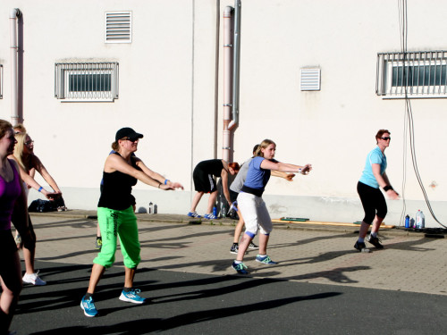 1. OpenAir Zumba Party Hofs – Foto 55