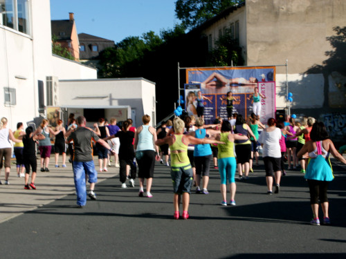 1. OpenAir Zumba Party Hofs – Foto 57