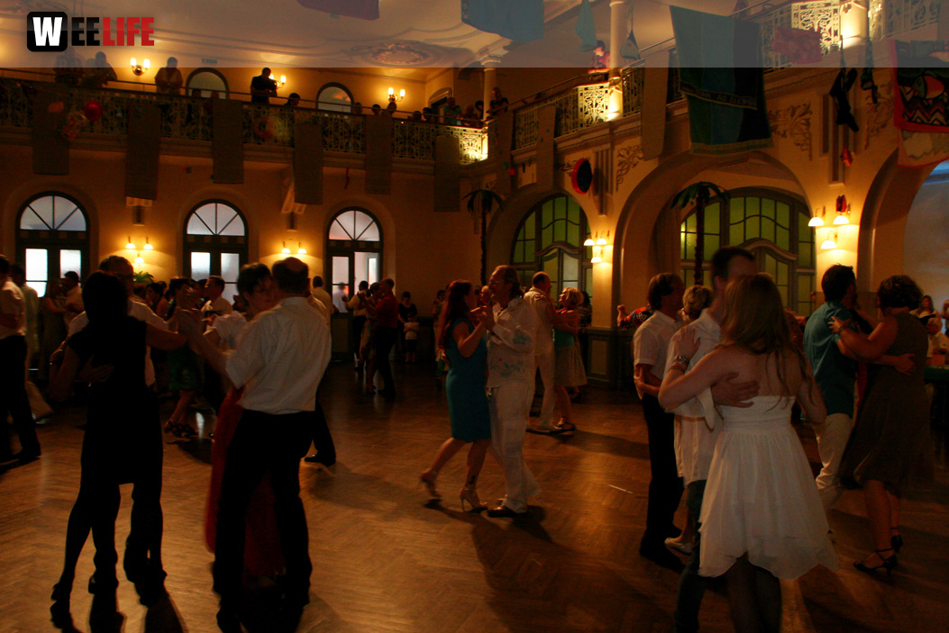 Tanzschule Swing Sommerball Beach Party
