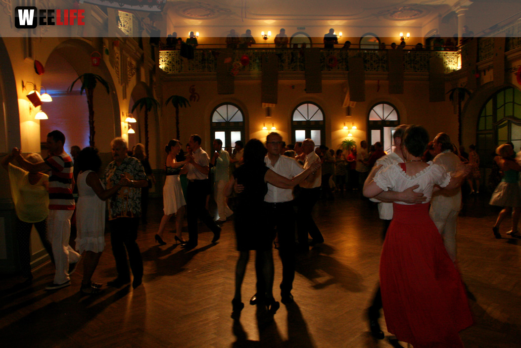 Tanzschule Swing Sommerball Beach Party