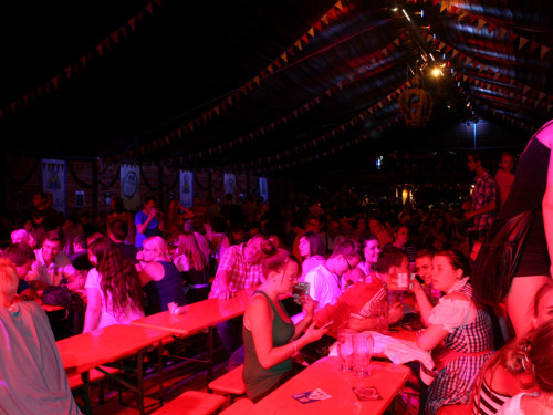 Hofer Volksfest 2013 - 2. Tag Abends Teil 2 Festbetrieb mit Aischzeit – Foto 23