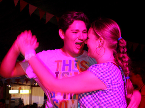 Hofer Volksfest 2013 - 2. Tag Abends Teil 2 Festbetrieb mit Aischzeit – Foto 26