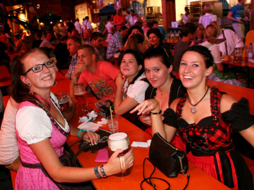 Hofer Volksfest 2013 - 2. Tag Abends Teil 2 Festbetrieb mit Aischzeit – Foto 54