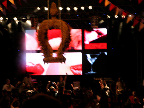 Hofer Volksfest 2013 - 3. Tag Abends Festbetrieb mit Partyteufel – Foto 4
