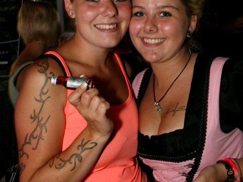 Hofer Volksfest 2013 - 3. Tag Abends Festbetrieb mit Partyteufel – Foto 5