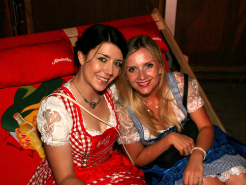 Hofer Volksfest 2013 - 3. Tag Abends Festbetrieb mit Partyteufel – Foto 6