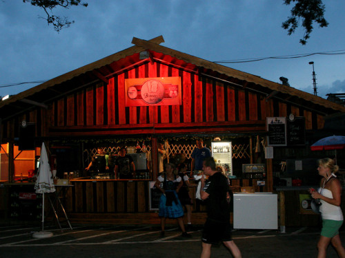 Hofer Volksfest 2013 - 3. Tag Abends Festbetrieb mit Partyteufel – Foto 31
