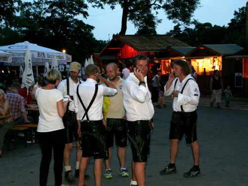 Hofer Volksfest 2013 - 3. Tag Abends Festbetrieb mit Partyteufel – Foto 33
