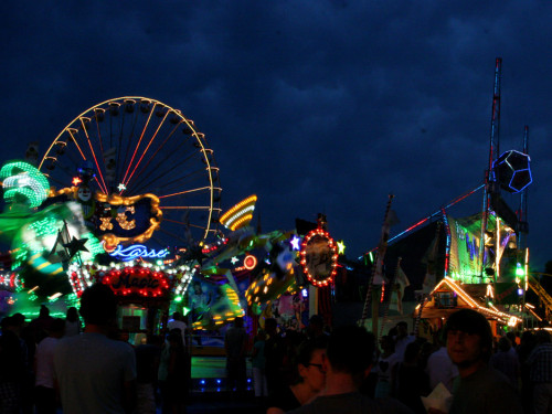 Hofer Volksfest 2013 - 3. Tag Abends Festbetrieb mit Partyteufel – Foto 37