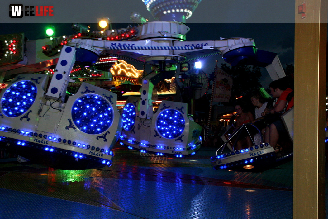 Hofer Volksfest 2013 - 3. Tag Abends Festbetrieb mit Partyteufel
