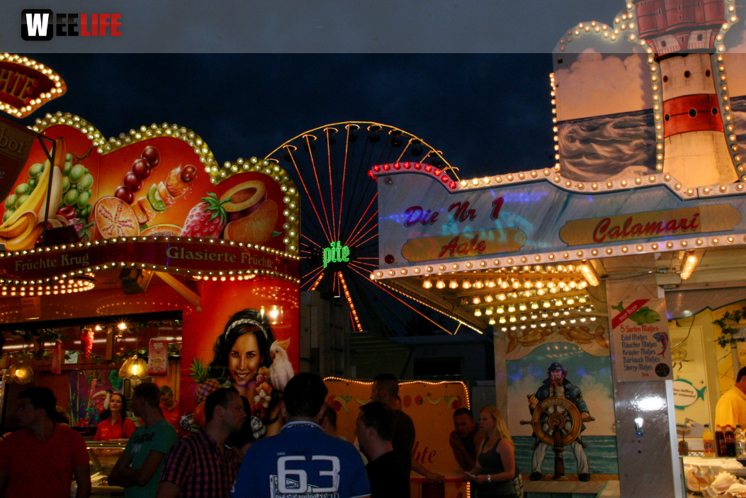Hofer Volksfest 2013 - 3. Tag Abends Festbetrieb mit Partyteufel