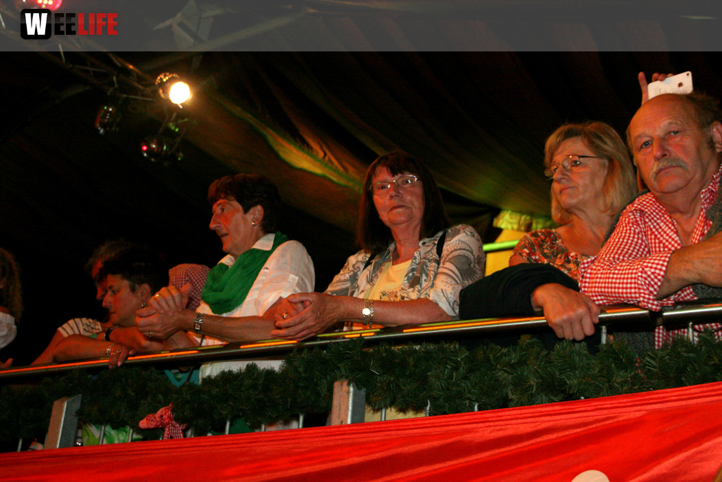 Hofer Volksfest 2013 - 6. Tag Abends Tag der Sparkasse mit den Isertaler Hexen